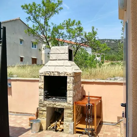 8660a * Vinišće